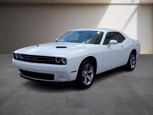 2019 Dodge Challenger SXT RWD photo