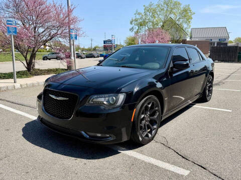 2019 Chrysler 300 300S RWD photo
