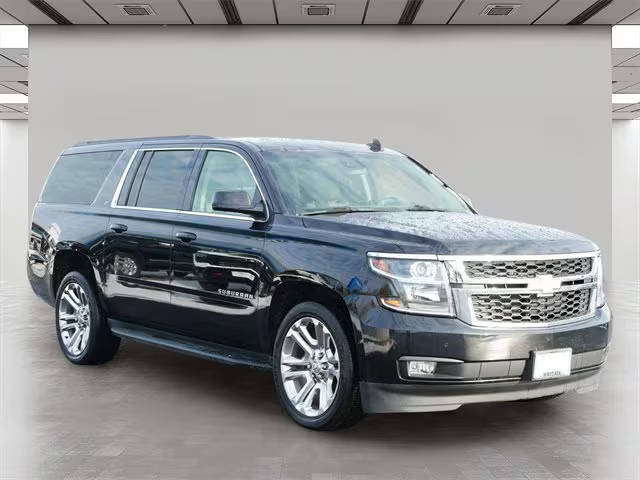 2020 Chevrolet Suburban LT 4WD photo