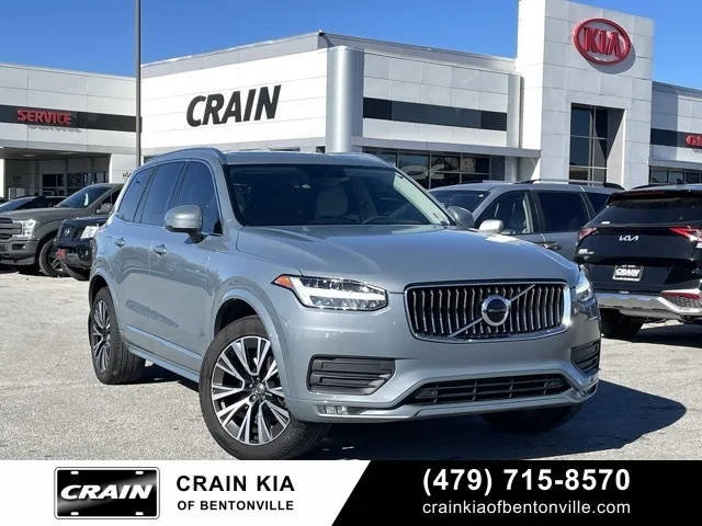 2020 Volvo XC90 Momentum AWD photo