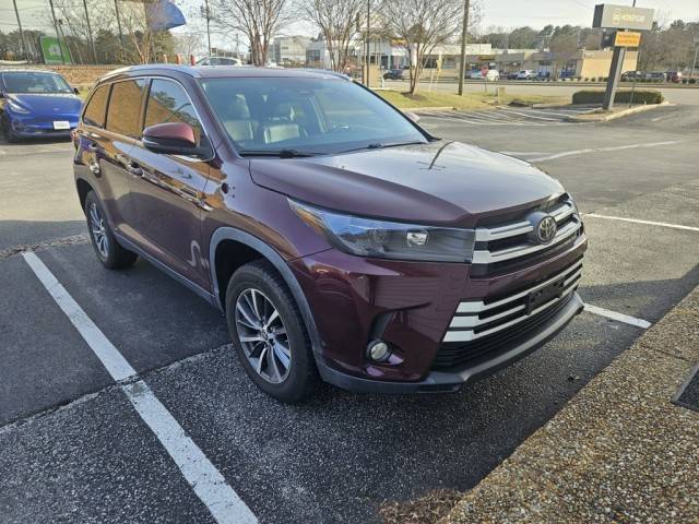 2019 Toyota Highlander XLE FWD photo