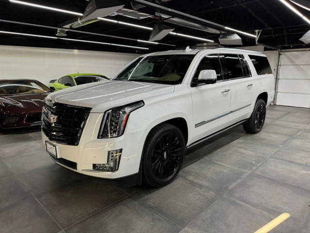 2020 Cadillac Escalade ESV Platinum 4WD photo