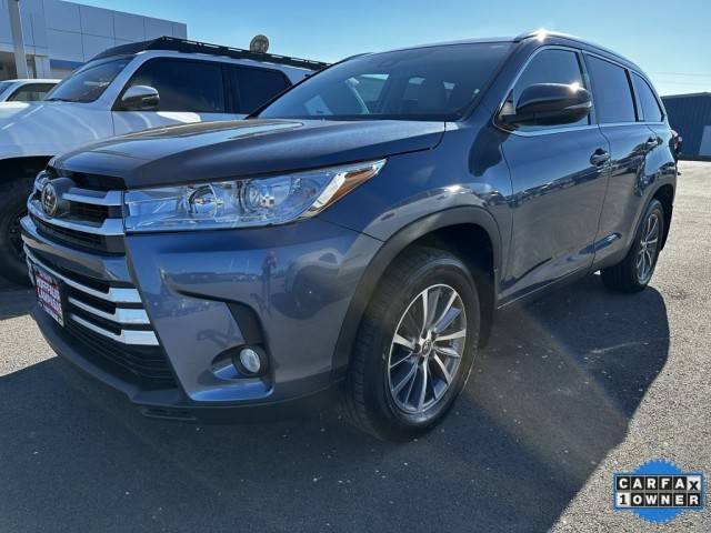 2019 Toyota Highlander XLE FWD photo