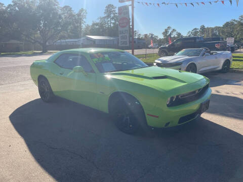 2015 Dodge Challenger R/T RWD photo