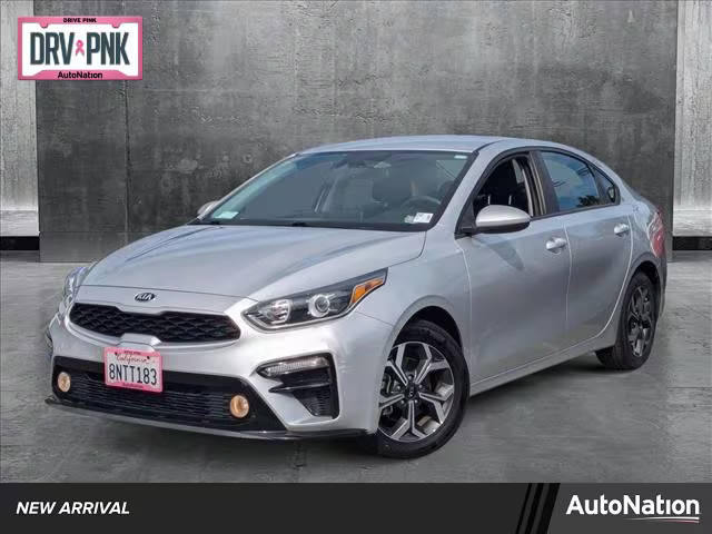 2020 Kia Forte LXS FWD photo