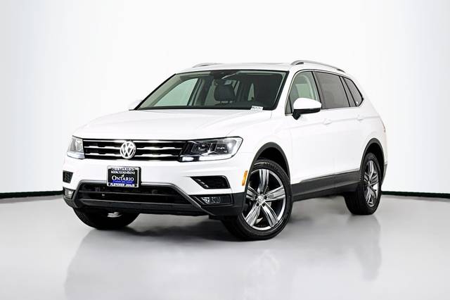 2020 Volkswagen Tiguan SEL FWD photo