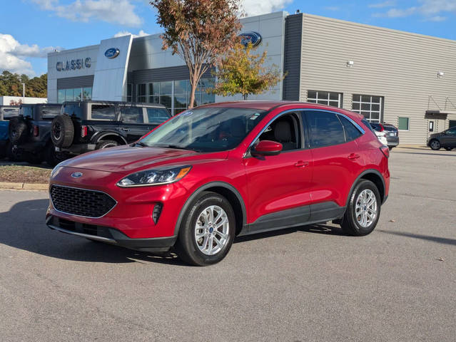 2020 Ford Escape SE FWD photo