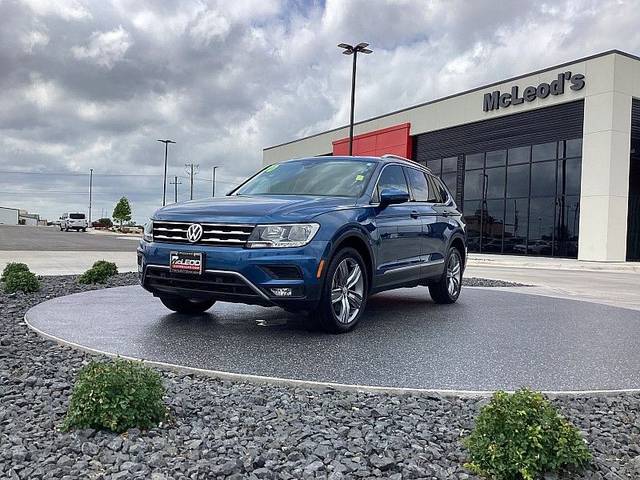 2020 Volkswagen Tiguan SEL FWD photo