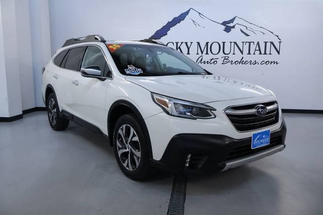 2020 Subaru Outback Touring XT AWD photo