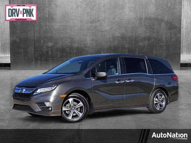 2020 Honda Odyssey Touring FWD photo