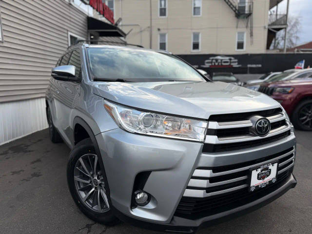 2019 Toyota Highlander XLE AWD photo