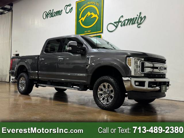 2019 Ford F-250 Super Duty XLT 4WD photo