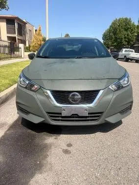 2020 Nissan Versa S FWD photo