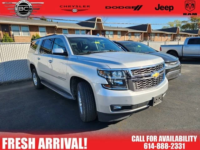 2019 Chevrolet Suburban LT 4WD photo