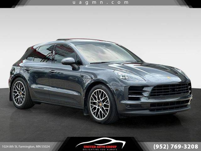 2020 Porsche Macan S AWD photo