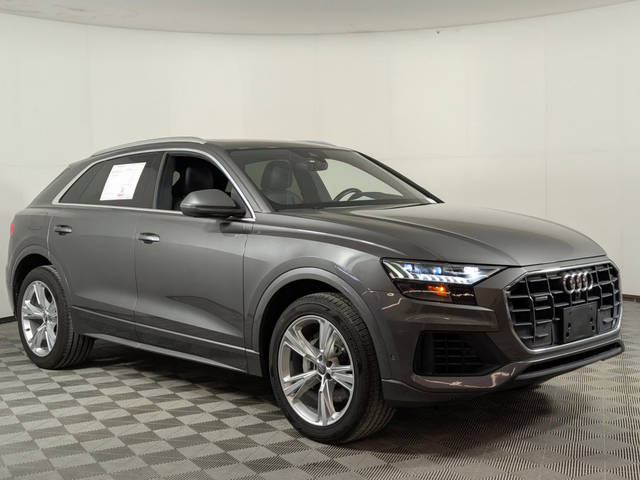 2020 Audi Q8 Premium Plus AWD photo