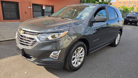 2020 Chevrolet Equinox LS FWD photo