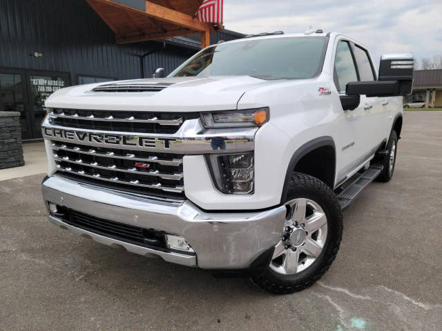 2020 Chevrolet Silverado 3500HD LTZ 4WD photo