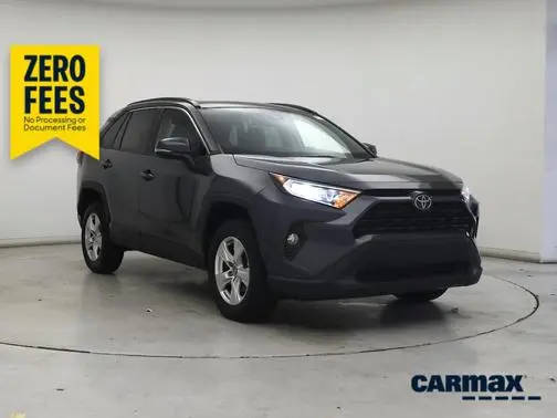2020 Toyota RAV4 XLE FWD photo