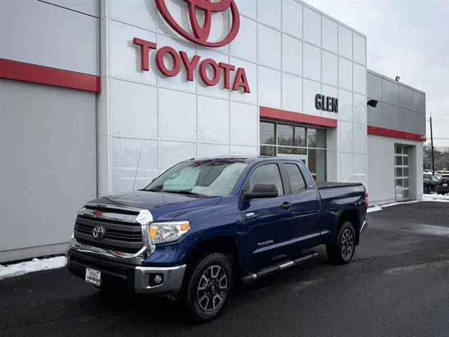 2015 Toyota Tundra SR5 4WD photo