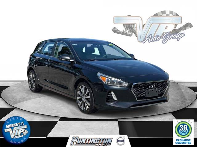 2020 Hyundai Elantra GT  FWD photo