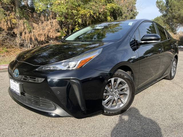 2020 Toyota Prius Limited FWD photo