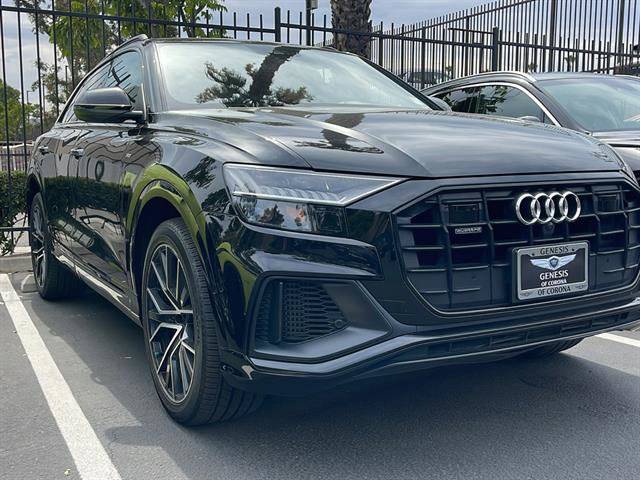 2020 Audi Q8 Prestige AWD photo