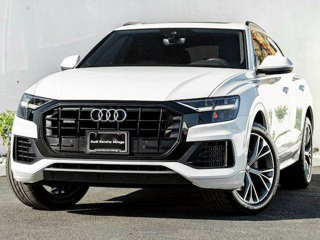 2020 Audi Q8 Premium AWD photo