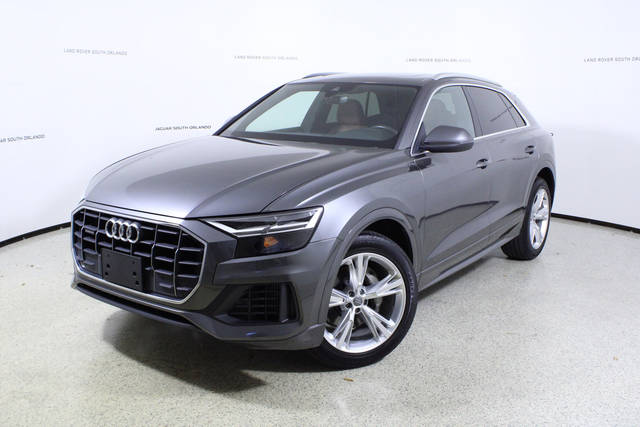 2019 Audi Q8 Premium AWD photo
