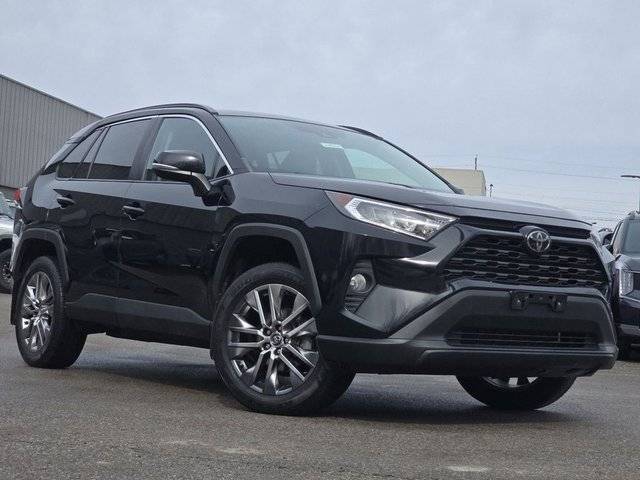 2020 Toyota RAV4 XLE Premium AWD photo