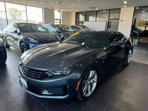 2020 Chevrolet Camaro 1LT RWD photo