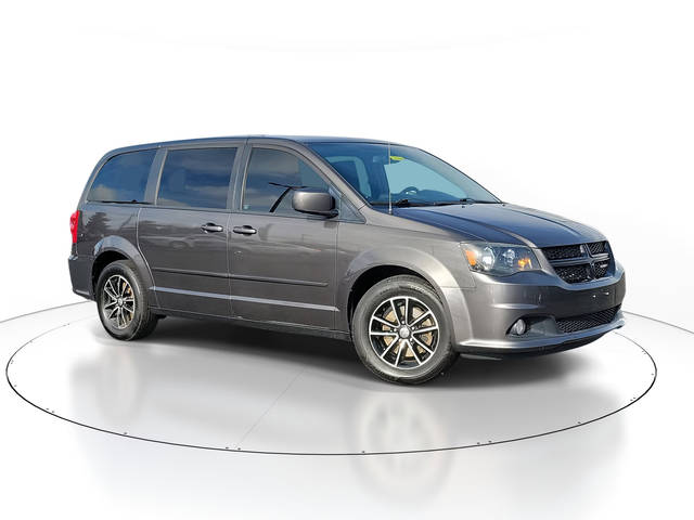 2015 Dodge Grand Caravan SXT FWD photo