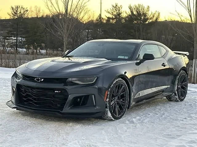 2020 Chevrolet Camaro ZL1 RWD photo