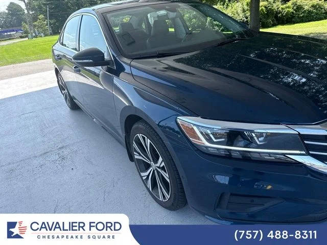2020 Volkswagen Passat 2.0T SEL FWD photo