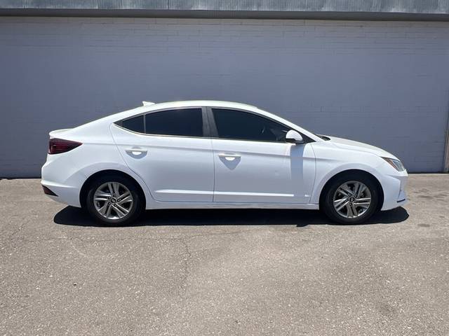 2020 Hyundai Elantra SEL FWD photo
