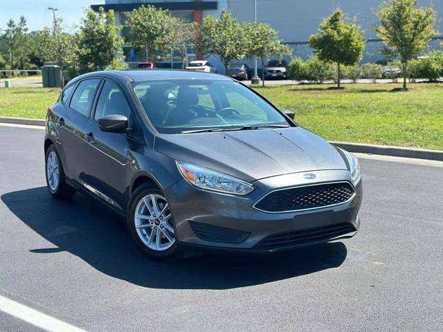 2018 Ford Focus SE FWD photo