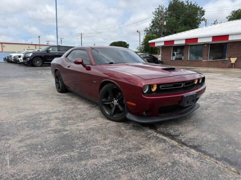 2019 Dodge Challenger R/T RWD photo