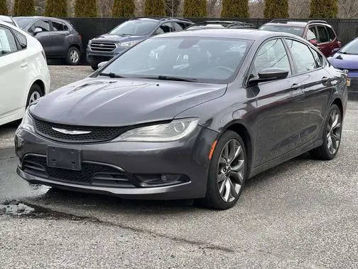 2015 Chrysler 200 S FWD photo