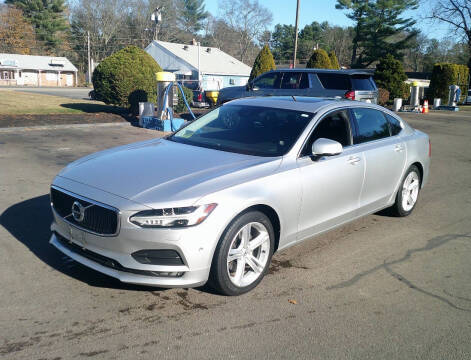 2018 Volvo S90 Momentum AWD photo