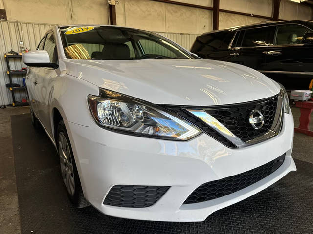 2019 Nissan Sentra S FWD photo