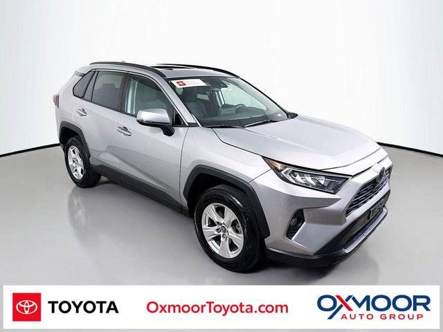 2019 Toyota RAV4 XLE FWD photo
