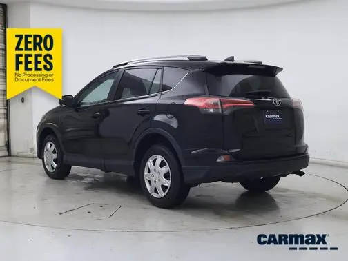 2017 Toyota RAV4 LE AWD photo