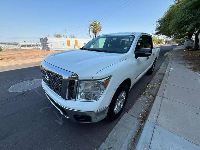 2018 Nissan Titan SV 4WD photo