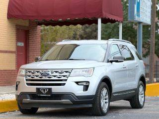 2019 Ford Explorer XLT 4WD photo
