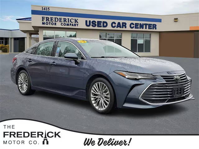 2020 Toyota Avalon Limited FWD photo