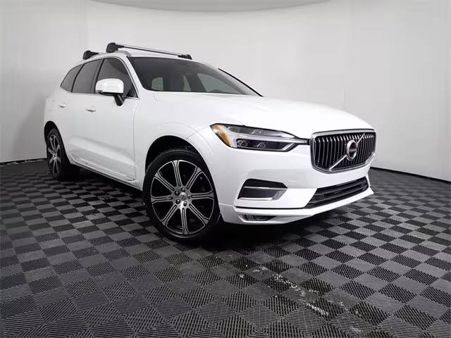 2020 Volvo XC60 Inscription FWD photo