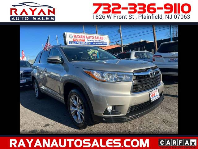 2015 Toyota Highlander XLE AWD photo