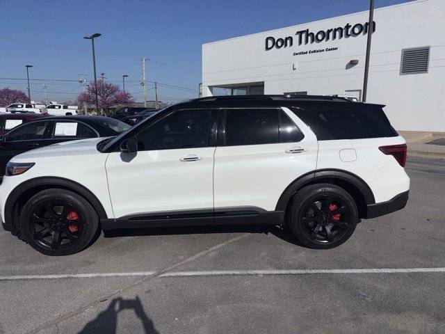 2020 Ford Explorer ST 4WD photo