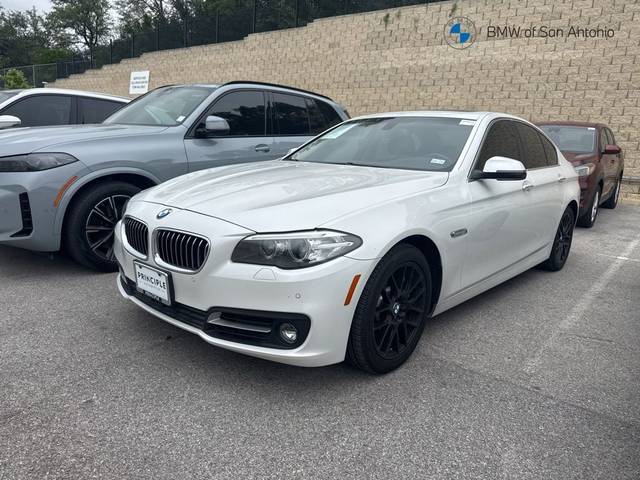 2015 BMW 5 Series 535i RWD photo