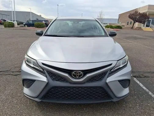 2020 Toyota Camry SE Nightshade FWD photo
